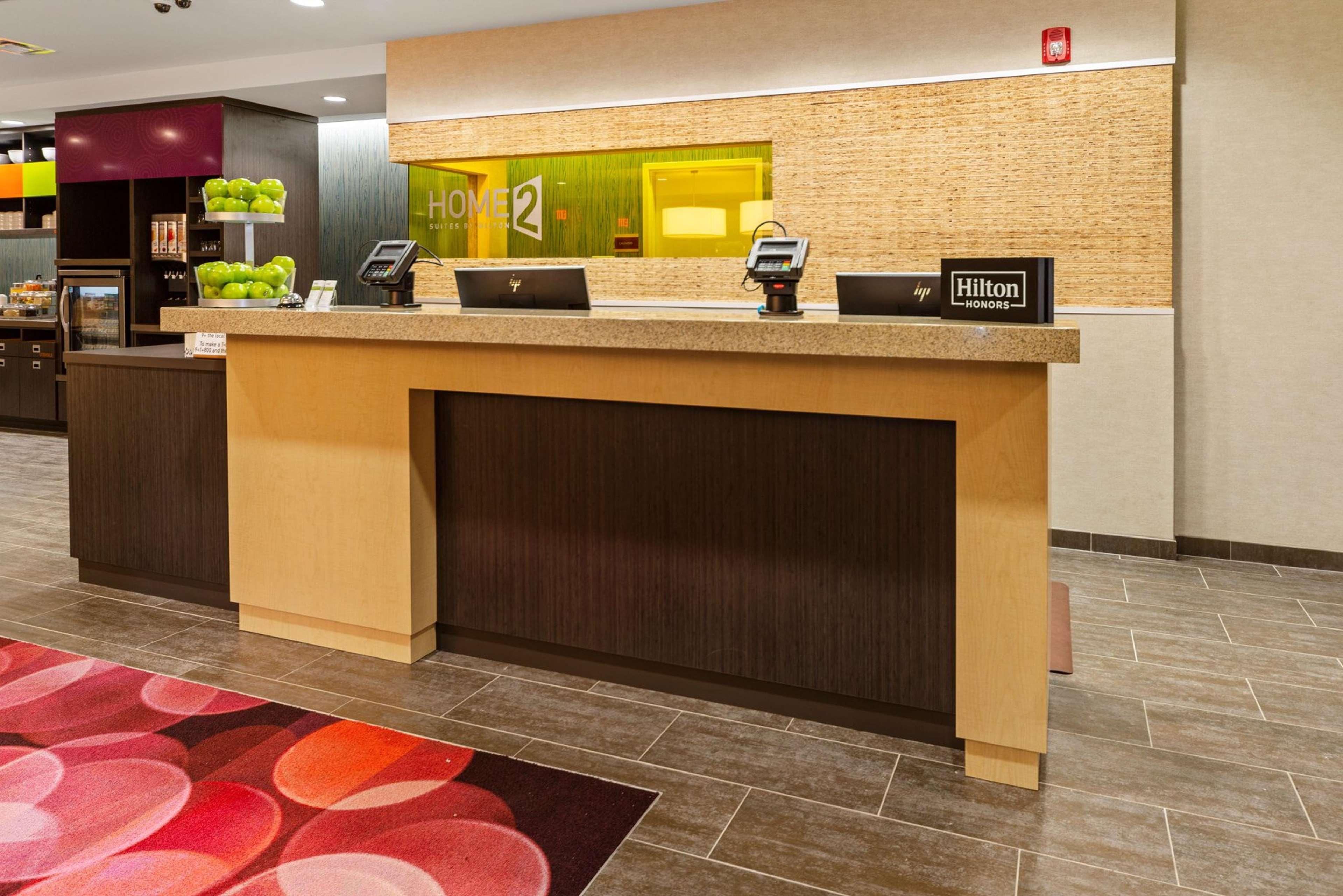 Home2 Suites By Hilton Newark Airport Εξωτερικό φωτογραφία